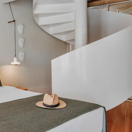 Hotel Casa Lerias 4*